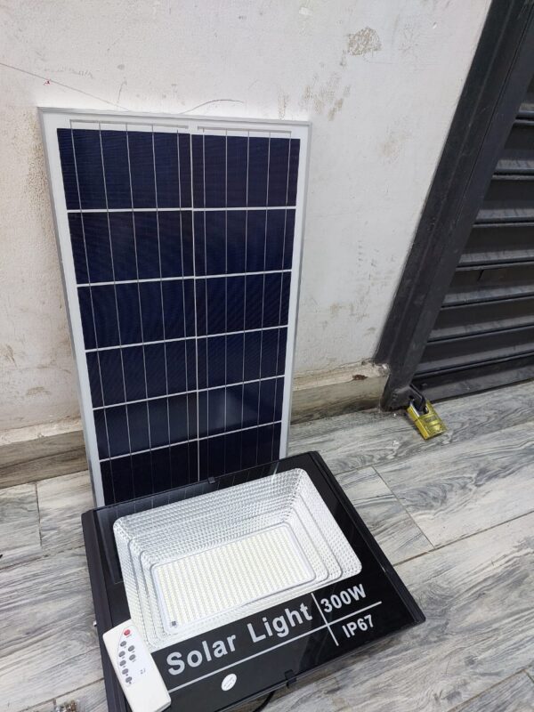 300 Watts Solar Flood Light with Sensor